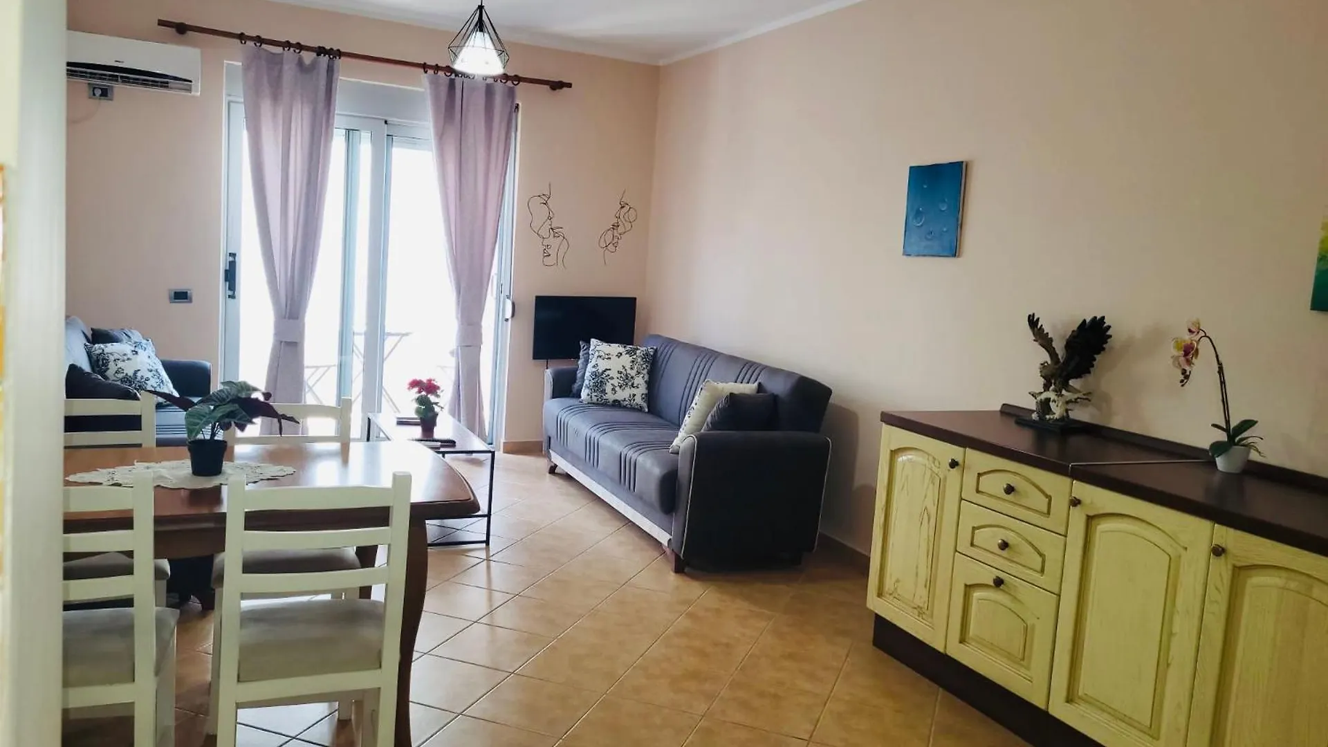Apartment X4 Lungomare Avlonya